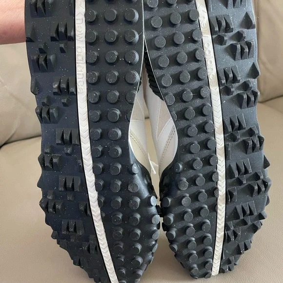 Brand NEW!! New Balance Figs Athletic Shoes, 8 women/6.5 men - Picture 6 of 12